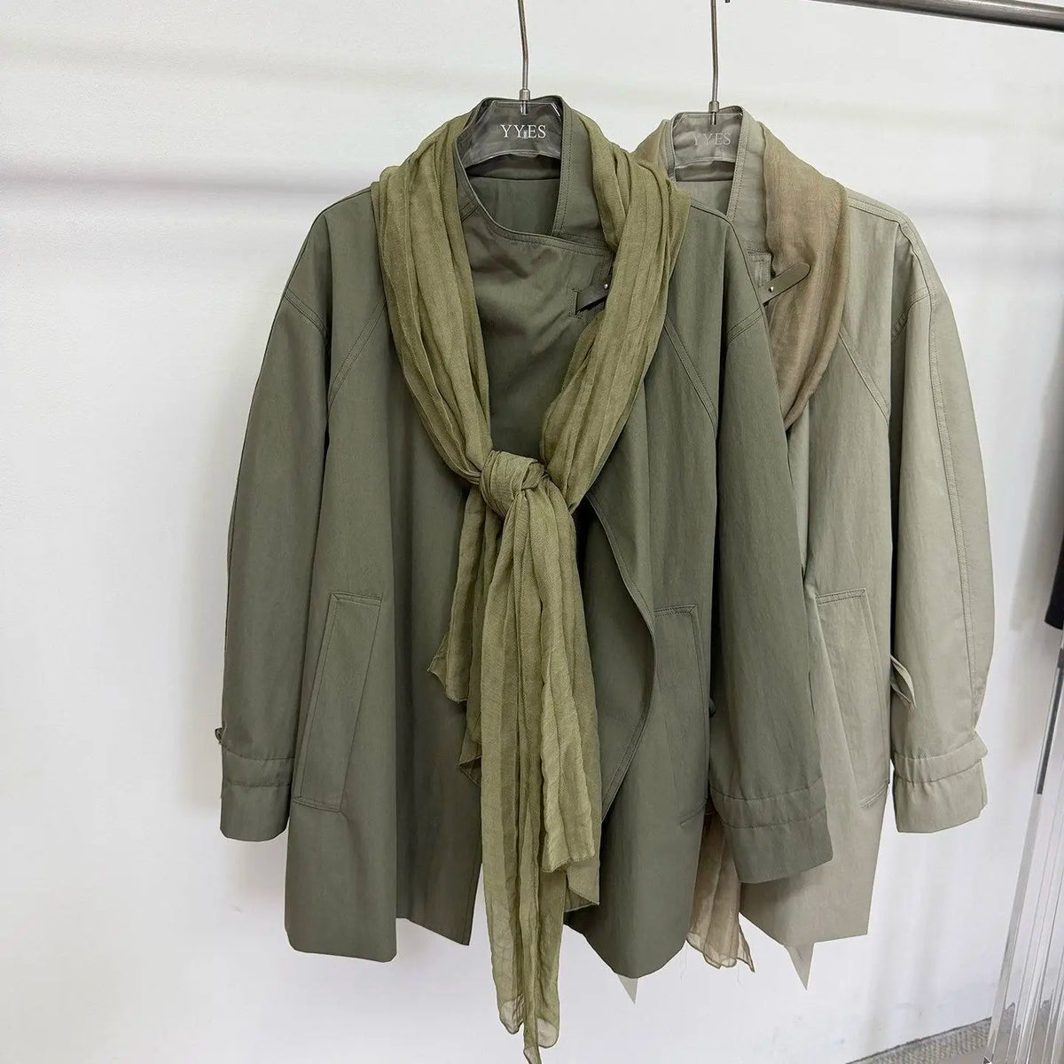 Simple And Atmospheric Lace Up Trench Coat For Women, 2026 Autumn New Commuter Loose Jacket With Silk Scarf
