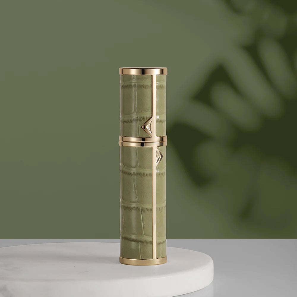Louischanzl Perfume Atomizer Portable Liquid Cosmetics Containers Traveling 5ml Alcochol Perfume Refillable Bottles Empty Spray