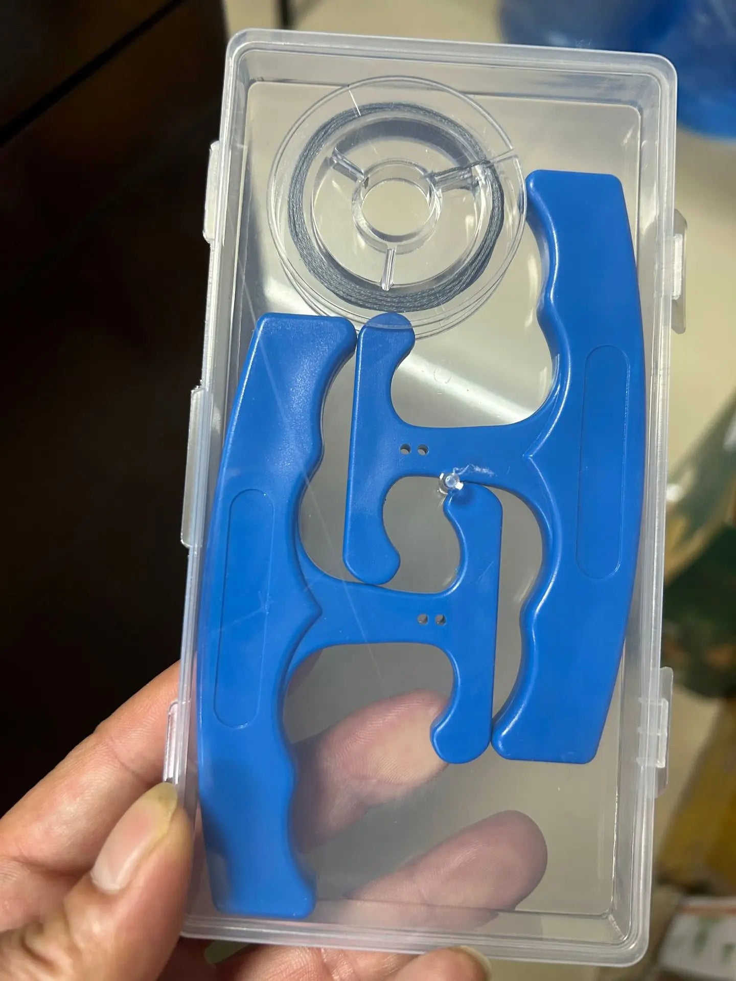 Car Emblem Remover Tool Kit Ergonomic Logo & Sticker Removal Tool Professional Auto Body Debadge Kit with Fishing Line