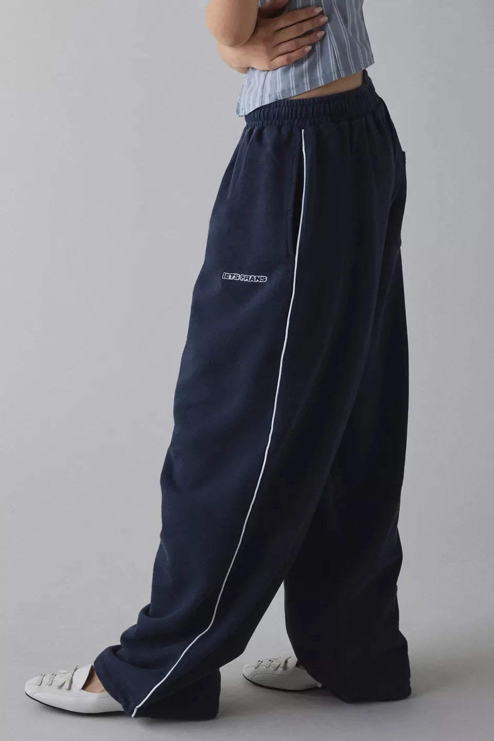 2026 summer wide leg sports pants, loose fit straight leg casual pants, comfortable Striped Wide Leg Sports Pants For Women