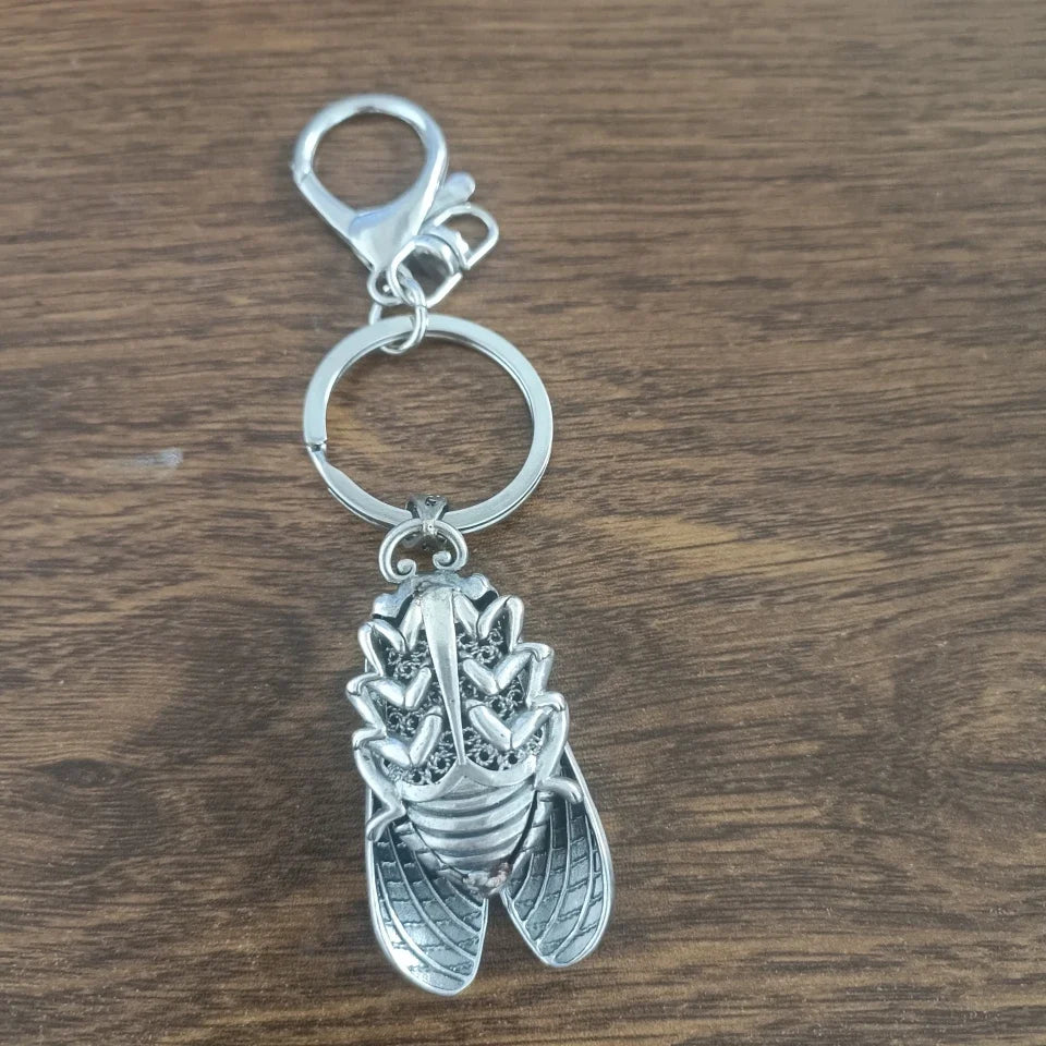 Male Female Unique Keyring Cute Cicada Key Chain for Men Wild Outing Keychain for Men Women Fashion Animal Key Ring Gift
