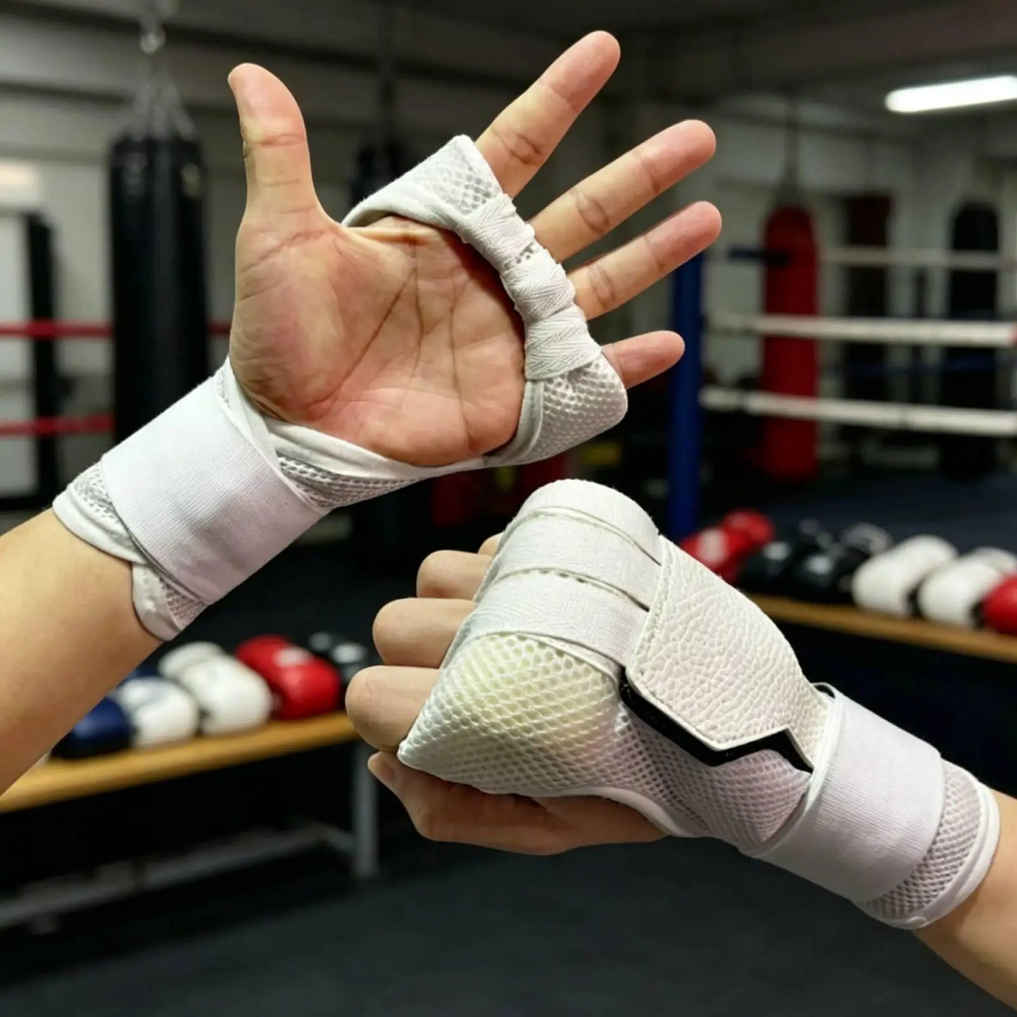 Boxing Gloves Breathable Punching Bag Gloves for Muay Thai Fitness Grappling,Workout Beginners Heavy Bag Gloves Comfortable