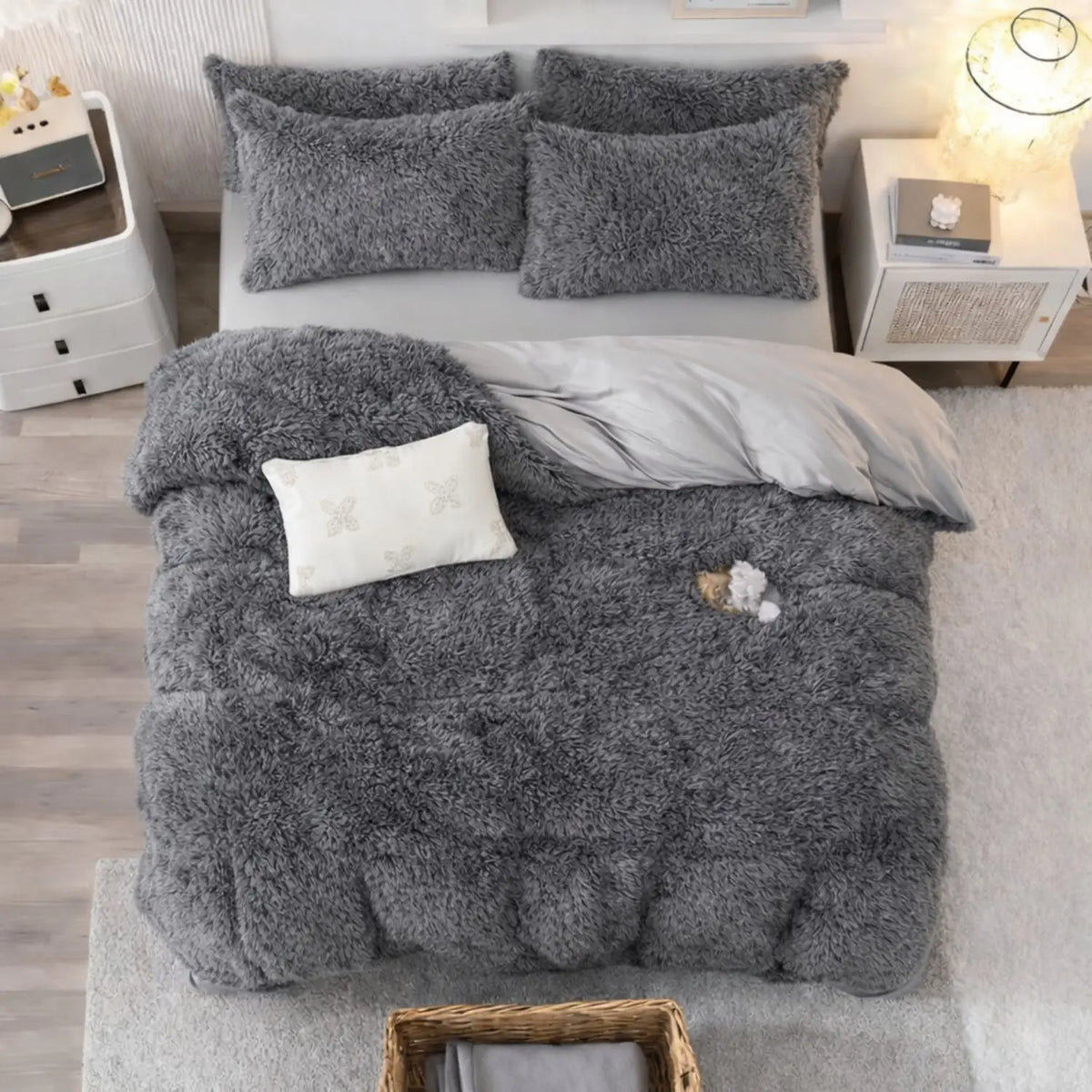 Hug & Snug Teddy Duvet Cover Set Super Soft Warm Cosy Winter Bedding Quilt Cover with Pillowcase, Luxury Solid Colour Zip Closure, Single Double King Super King
