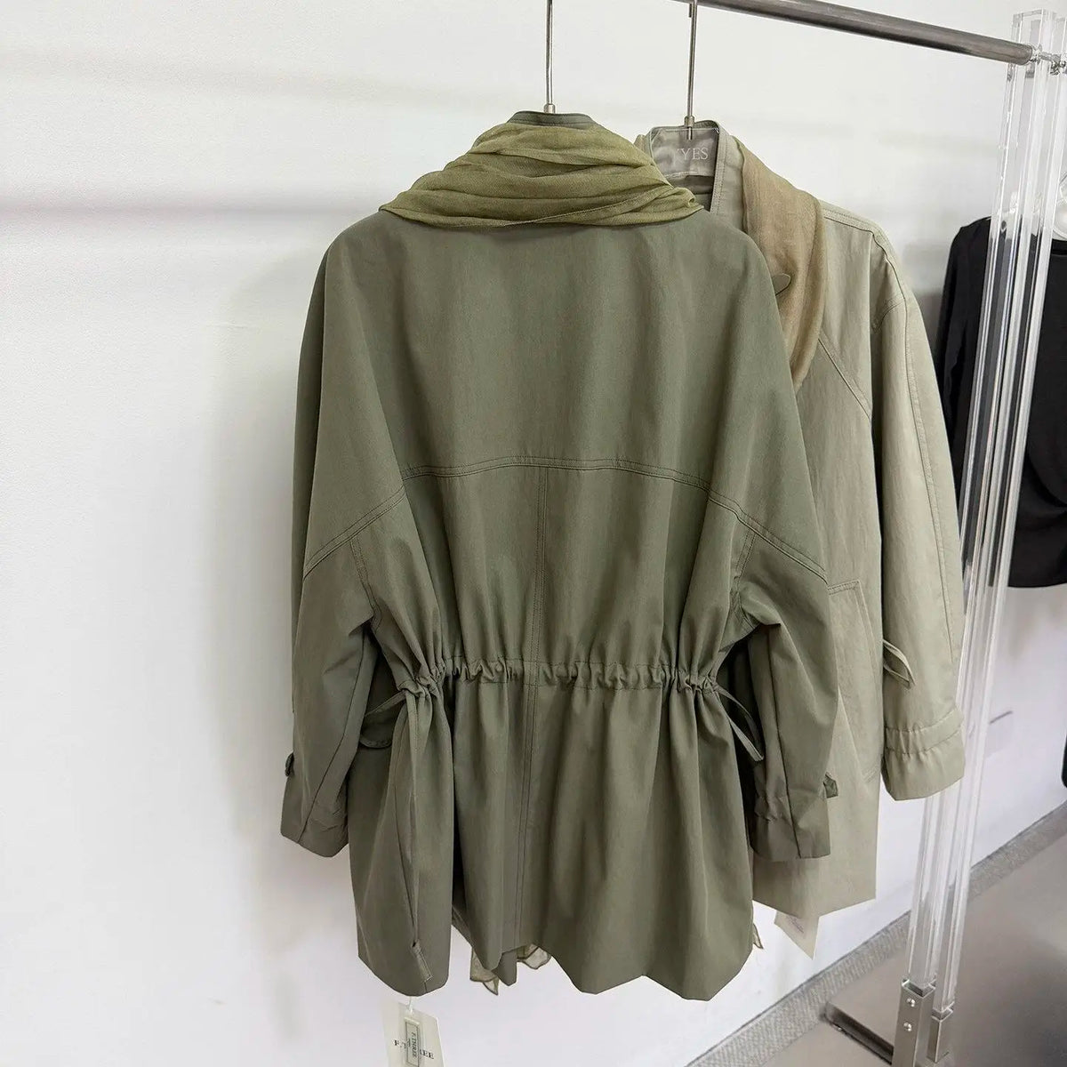 Simple And Atmospheric Lace Up Trench Coat For Women, 2026 Autumn New Commuter Loose Jacket With Silk Scarf