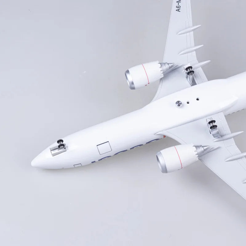 Diecast Souvenir Model 47CM B737 Airways Resin Dubai Airplane With Light Toys Airline Collection Gifts Plane Toys For Kids