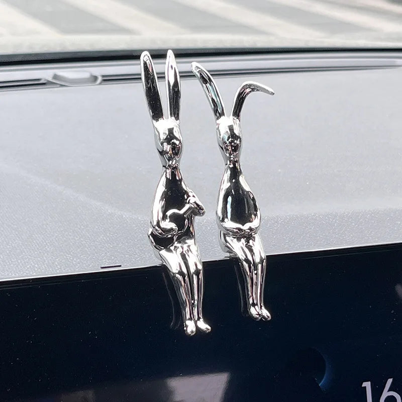 Cute car interior decoration fashion rabbit cartoon animal center console dashboard decoration ornaments car accessories