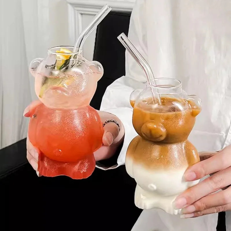 YWDL 1/2pcs Cartoon Bear Shaped Glass Cup With Straw 300ml Transparent Juice Cocktail Glass Cup Restaurant Home Coffee Milk Cup