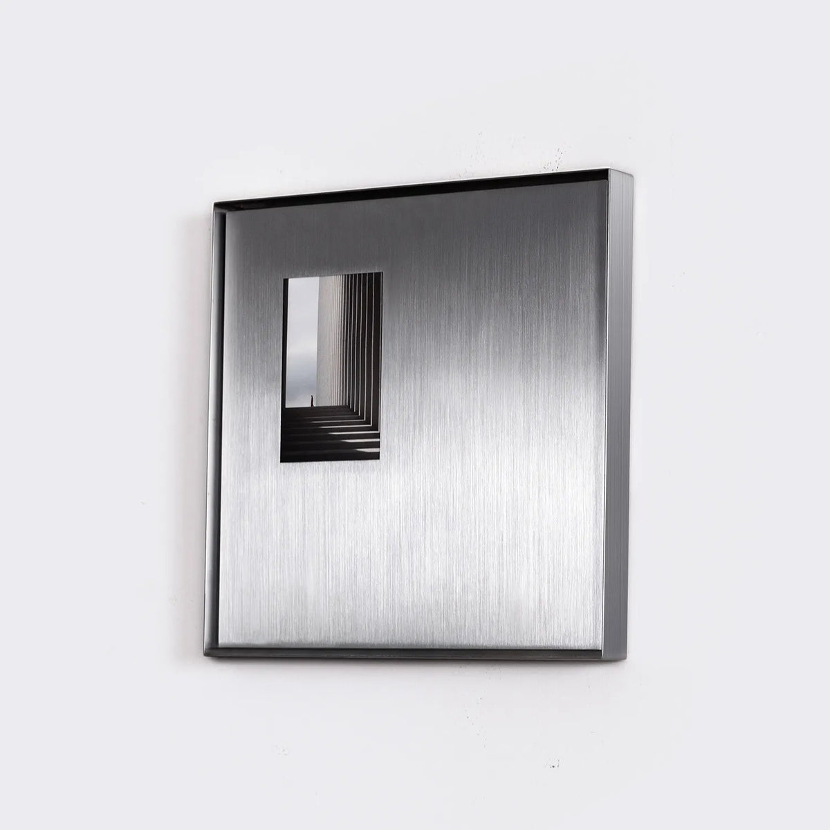 Stainless Steel Polishing Process Customized Picture Frame Wall-Mounted Square Shape Silver Matte Finish Art Photo Display Frame