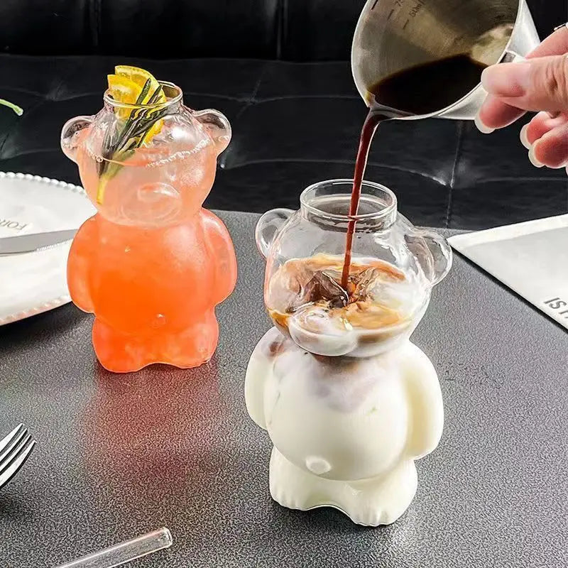 YWDL 1/2pcs Cartoon Bear Shaped Glass Cup With Straw 300ml Transparent Juice Cocktail Glass Cup Restaurant Home Coffee Milk Cup