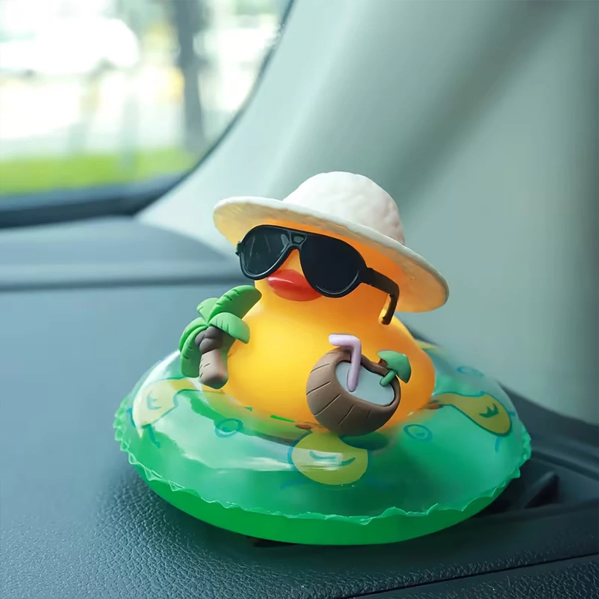 Summer duck cart decoration featuring coconut trees and green swimming rings, a fun gift for friends (including sticky pads)