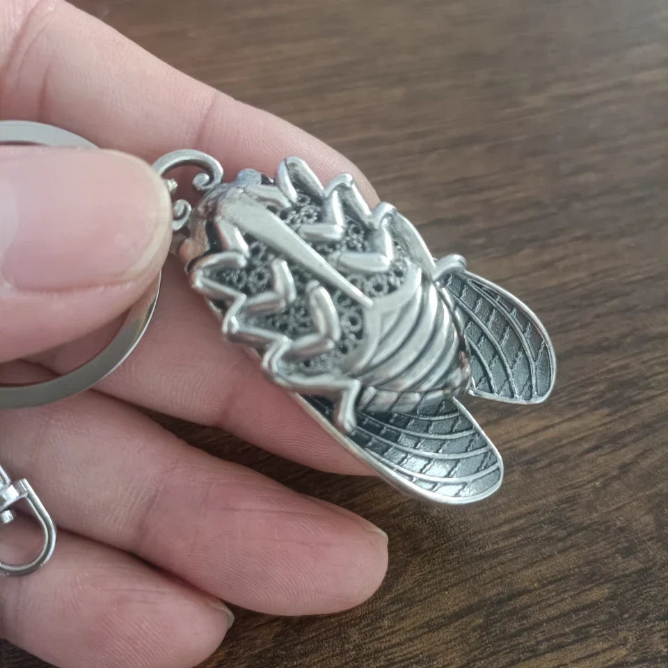 Male Female Unique Keyring Cute Cicada Key Chain for Men Wild Outing Keychain for Men Women Fashion Animal Key Ring Gift