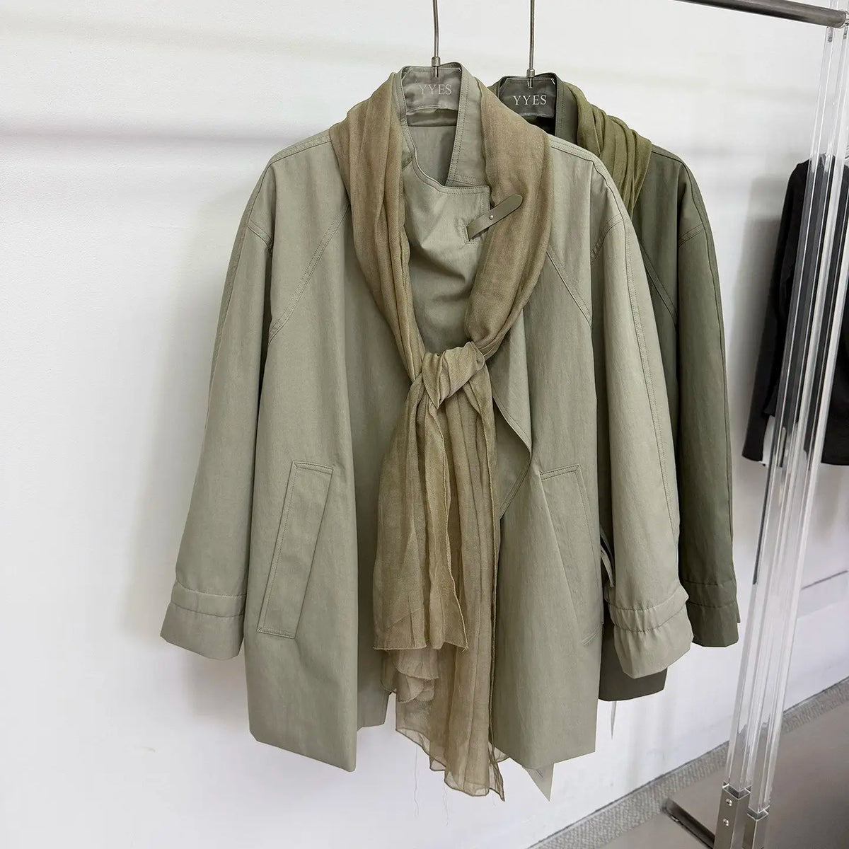 Simple And Atmospheric Lace Up Trench Coat For Women, 2026 Autumn New Commuter Loose Jacket With Silk Scarf