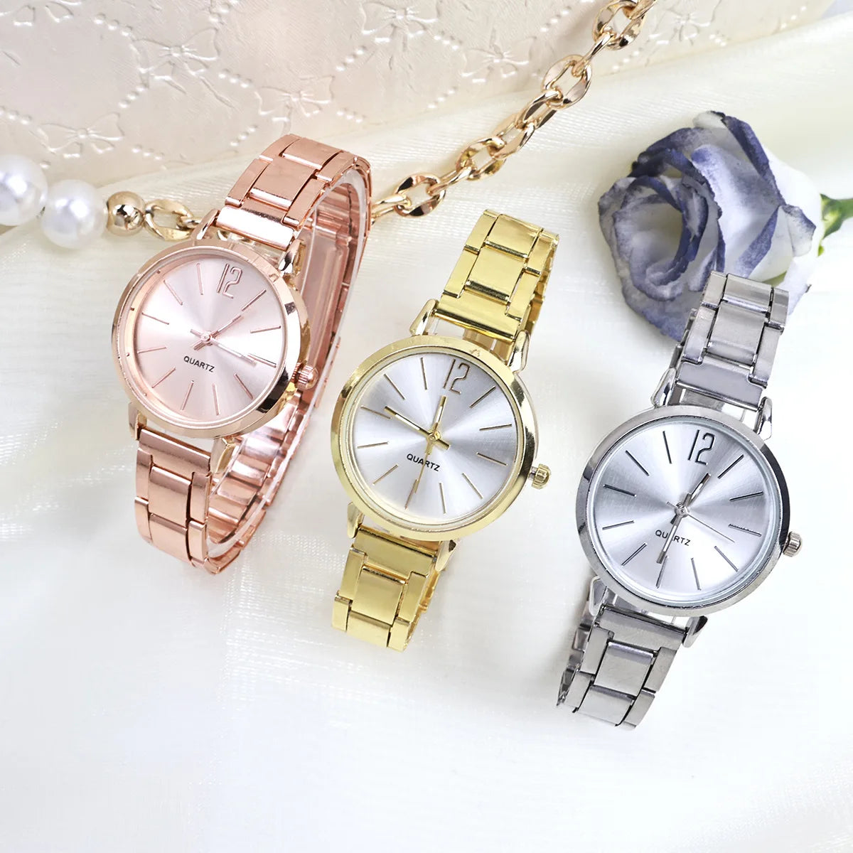 Fashion Small Dial Gold Watch Woman Luxury Alloy Strap Ladies Quartz Wristwatches Gift Clock Gift reloj mujer（Without Box）