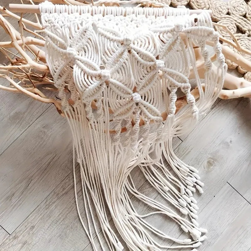 1pcs Four Leaf Clover Cotton Macrame Wall Hanging, Boho Diamond Pattern Tassel Wall Decor for Airbnb Bedroom Living Room