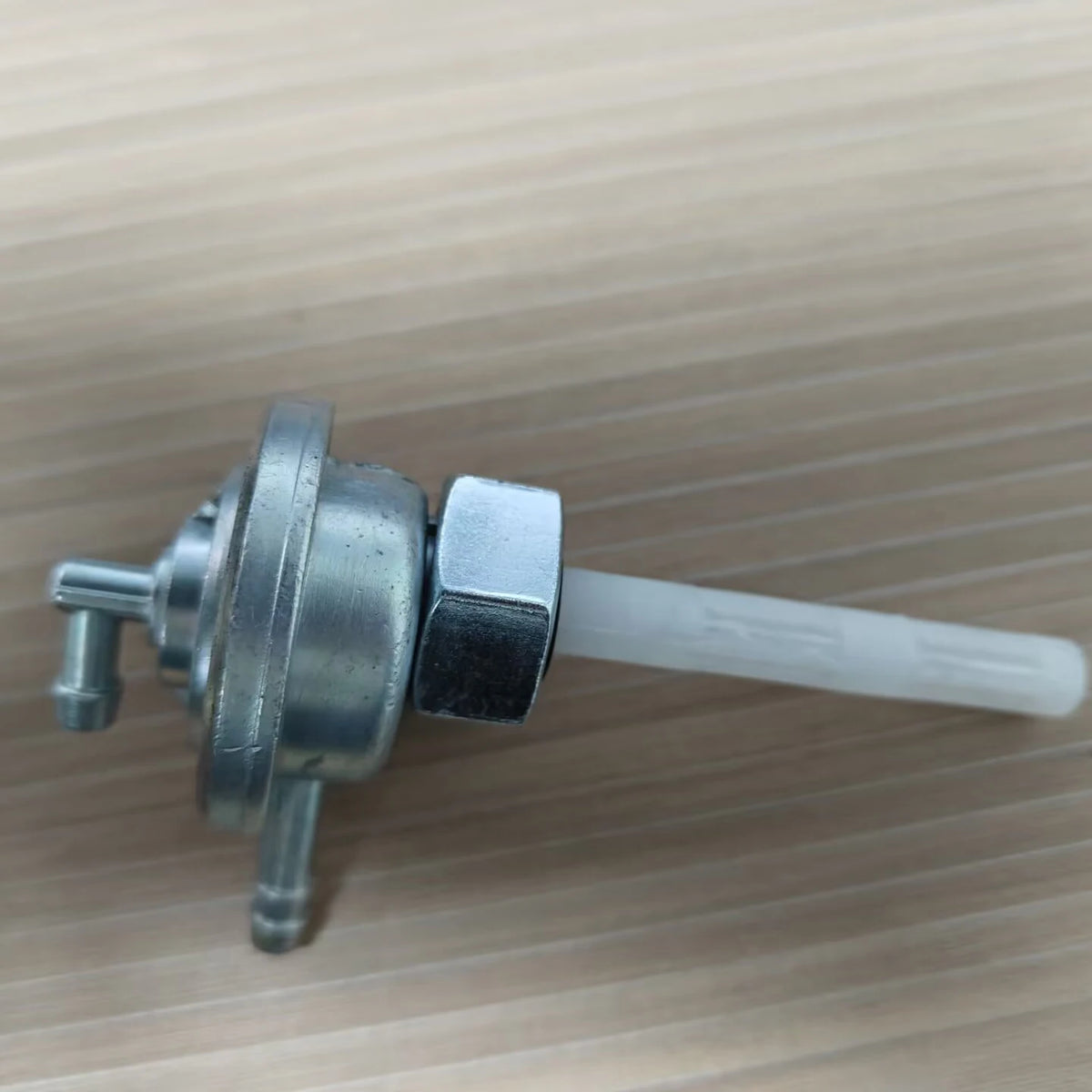 Aluminum Gas Fuel Tank Switch Petcock Tap Valve Pump Tap Thread For Gy6 49cc 50cc 125cc 150cc Scooter Fuel Assembly