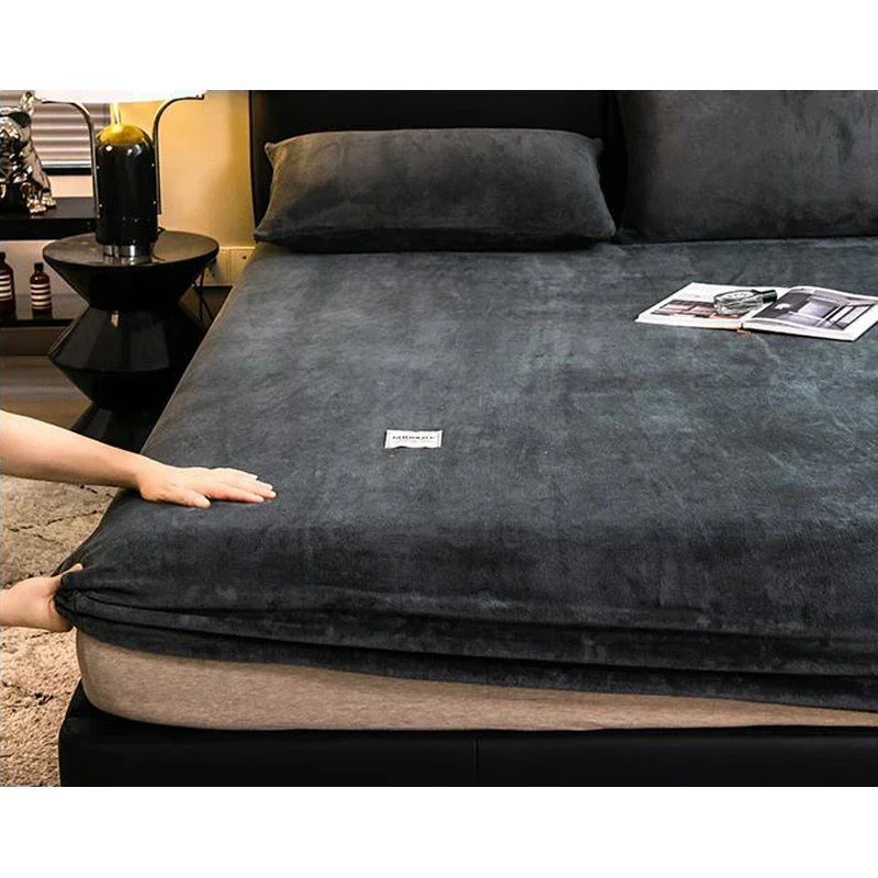 Soft Warm Plush Fitted Sheet Elastic Mattress Cover Fluffy Coral Fleece Bed Linen Winter Couple Luxury Double Bed Bedding