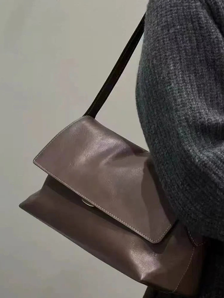 Luxury Brand Genuine Leather Women Shoulder Bags Top Quality Cowhide Leather Underarm Bags Fashion Solid Hobo Flap Chelsea Bags