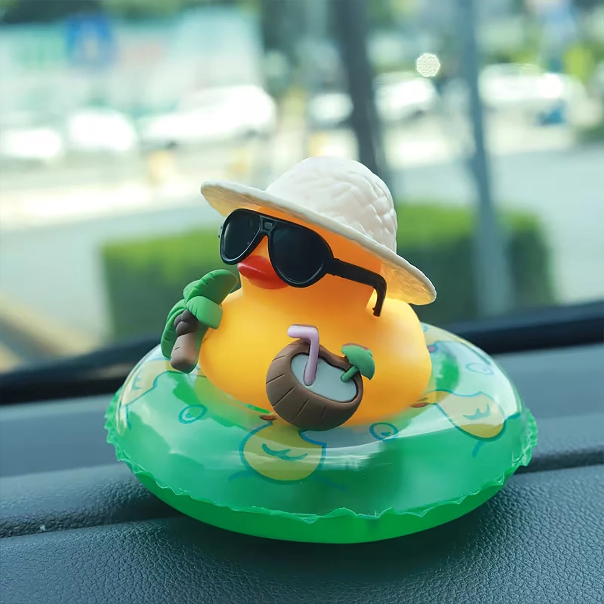 Summer duck cart decoration featuring coconut trees and green swimming rings, a fun gift for friends (including sticky pads)