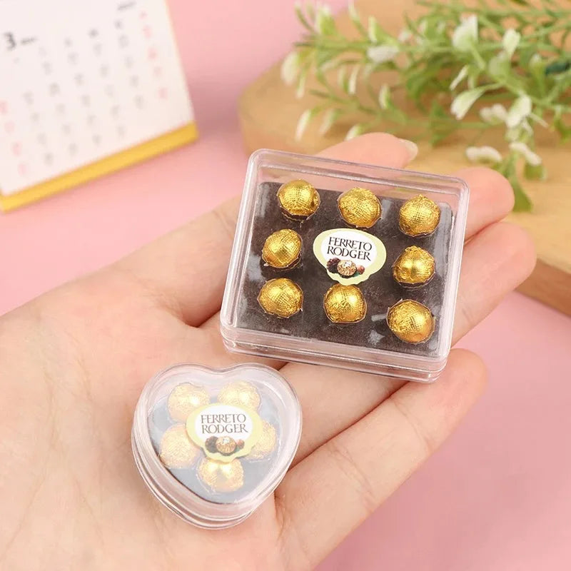 1/12 Scale Dollhouse Mini Boxed Chocolate Model, Simulated Fake Food, Kitchen Decor