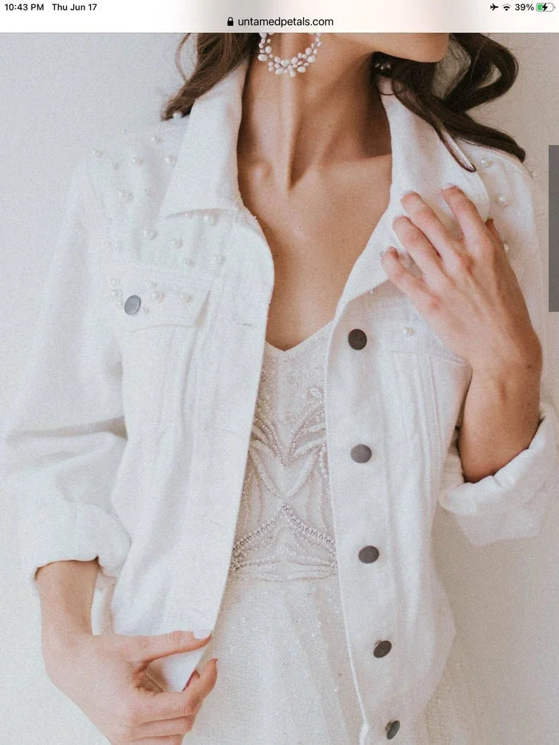 Custom Bride Jean Jacket Future Mrs Pearl Bride Jackets Personalized Bridal Gift Wifey Customized Name Denim Wedding Coats Tops