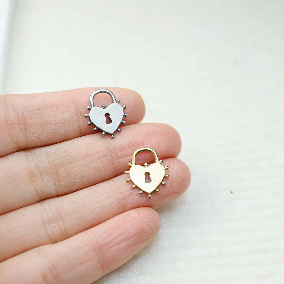 5pcs Casting Stainless Steel Lock Coin Charms DIY Fashion Jewelry Accessory Necklace Earrings Bracelets Handmaking PVD Plate