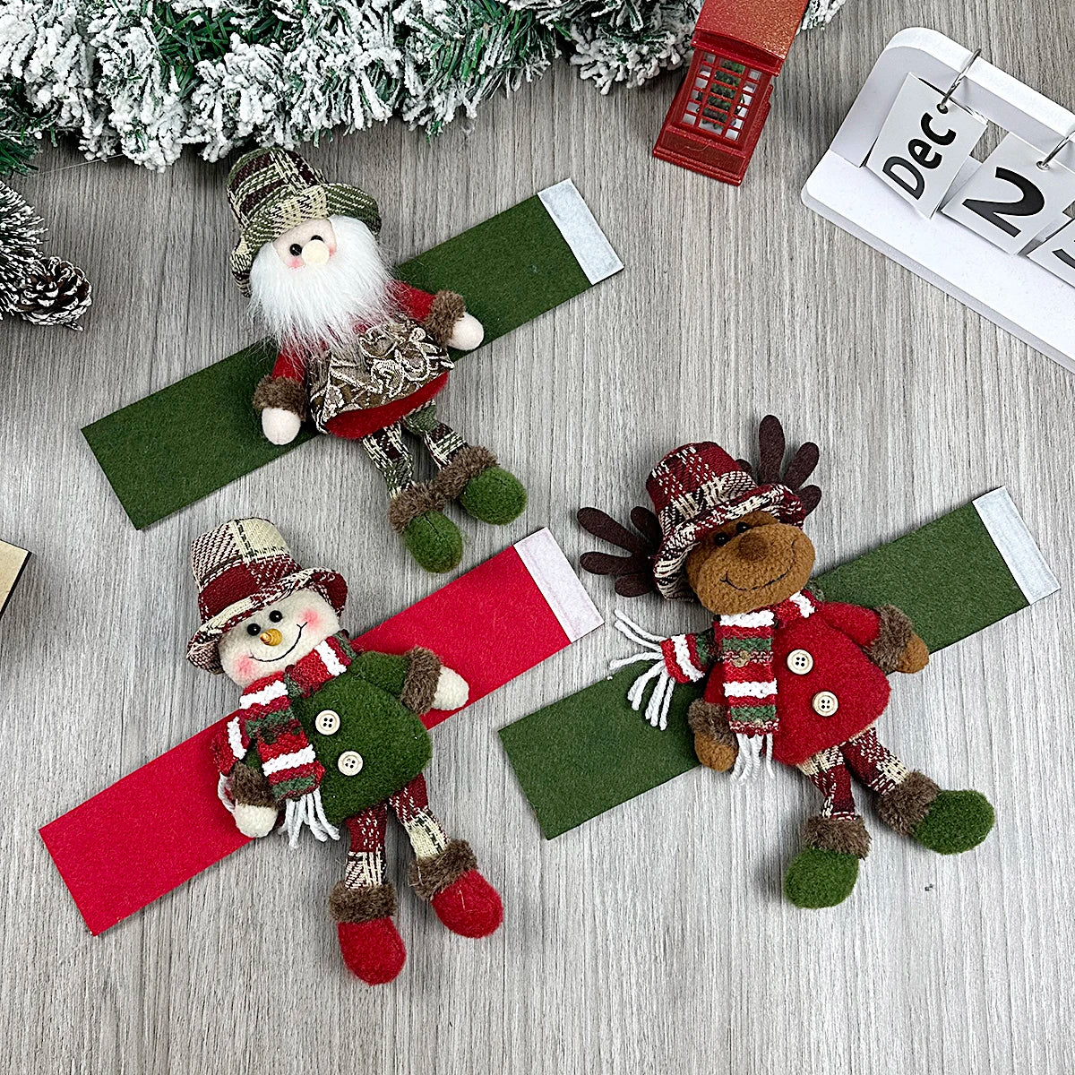 Old man snowman elk curtain hooks, Christmas decorations, display window ornaments, hotel restaurant supplies, party props